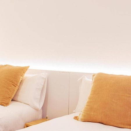 Bravissimo Mercadal Duplex, With 2 Bedrooms ชีโรนา ภายนอก รูปภาพ