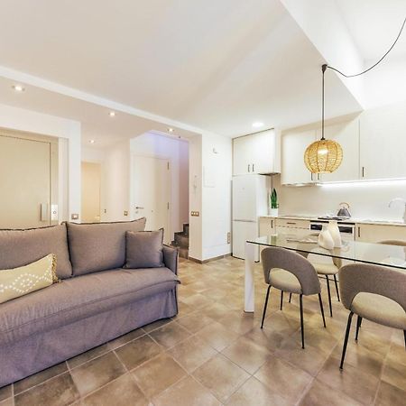 Bravissimo Mercadal Duplex, With 2 Bedrooms ชีโรนา ภายนอก รูปภาพ